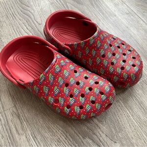 Holiday Classic Vineyard Vines Crocs Collaboration Clogs Size 6